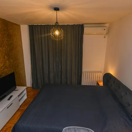 Elite 02 Premium * Sarajevo